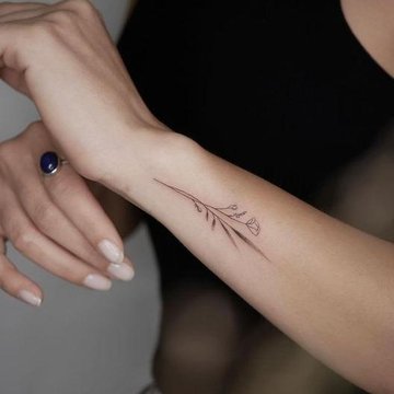 Тату на запястье (13)