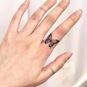 Женские тату на пальцах (27)