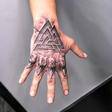 мужские тату на пальцах (10)