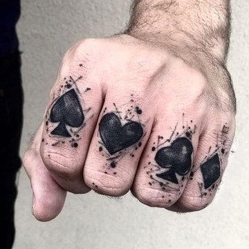 мужские тату на пальцах (7)